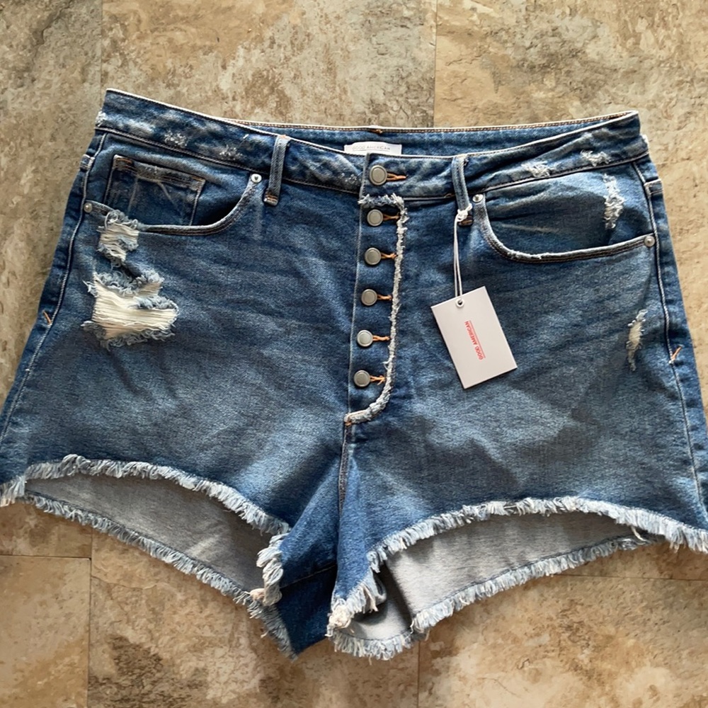 Good American shorts NWT